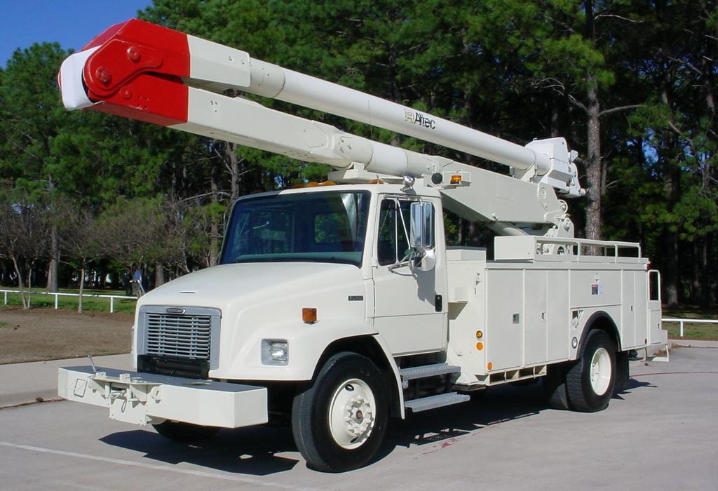 Bucket Truck Stock No. 1555
