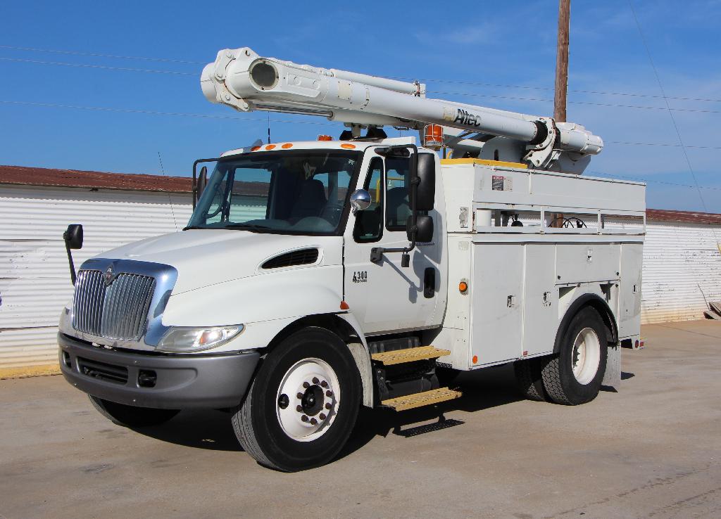 Southwest Equipment Used Bucket Trucks For Sale