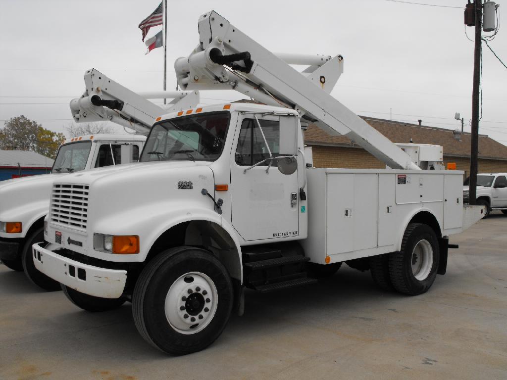 Bucket Truck Stock No. 2680