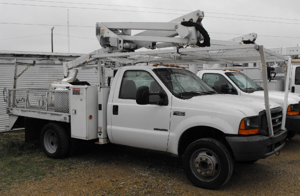 Bucket Truck Stock No. 5253