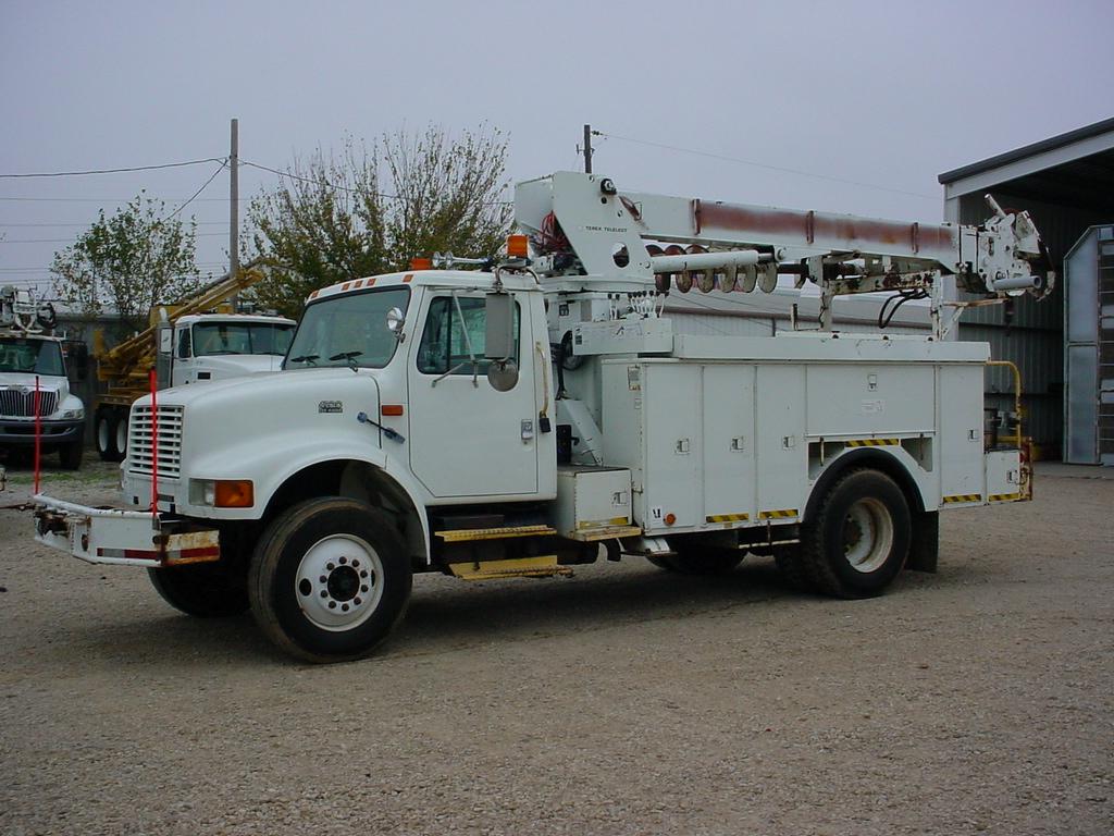 Digger Derrick Stock No. 1755
