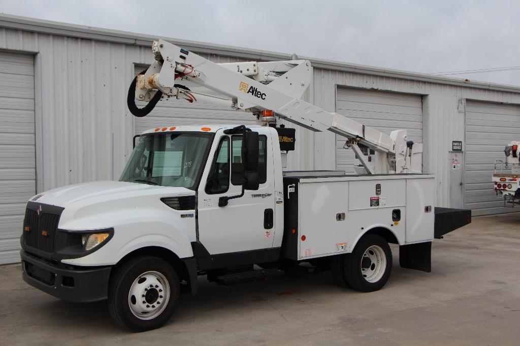 Southwest Equipment Used Bucket Trucks For Sale