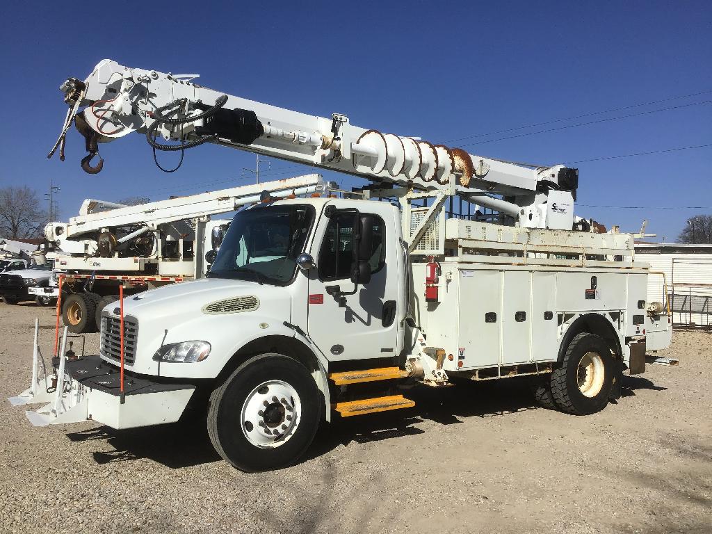 Used Digger Derrick | 2011 Freightliner Digger Derrick 47' Altec | Stock No. V2793
